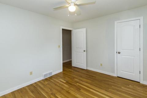 5644 Sinclair Rd, Columbus, OH 43229 photo 19
