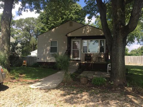 1332 Moler Rd, Columbus, OH 43207 photo 2