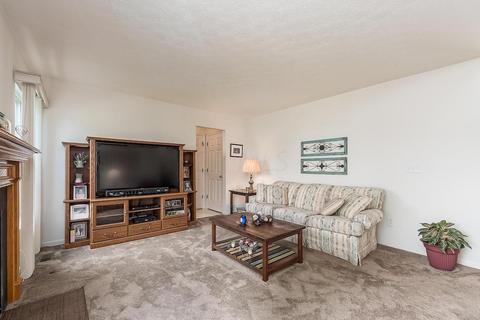 70 Brooksedge Dr E, Pataskala, OH 43062 photo 14