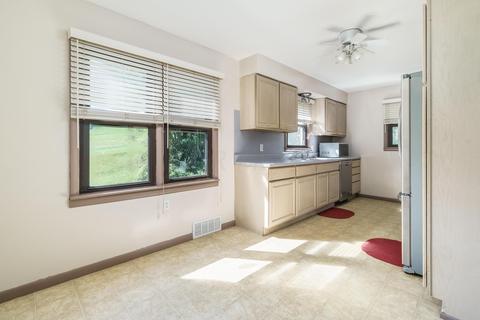 9947 Larimer Rd, Logan, OH 43138 photo 7