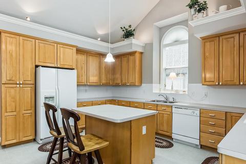 7666 Kestrel Way E, Dublin, OH 43017 photo 5