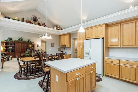 7666 Kestrel Way E, Dublin, OH 43017 photo 3