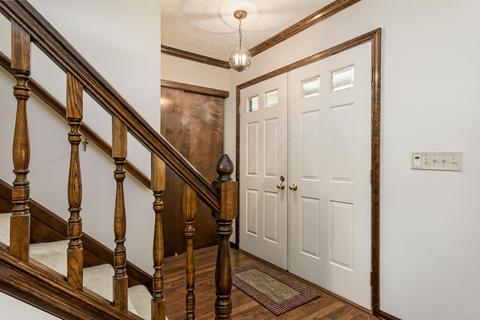 7018 Tralee Dr, Dublin, OH 43017 photo 3