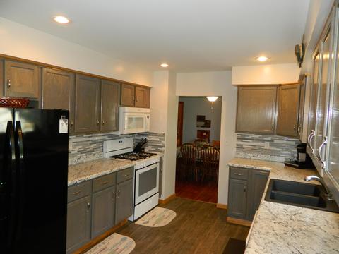 110 Collins Ct, Circleville, OH 43113 photo 2