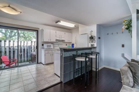 4902 Singleton Dr, Hilliard, OH 43026 photo 7