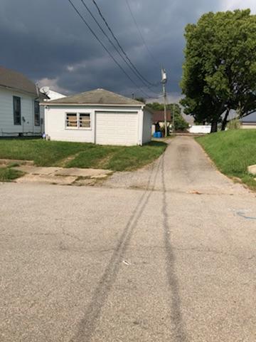 118 Edison Ave, Circleville, OH 43113 photo 2