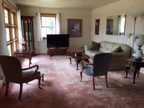150 Hillcrest Dr, Circleville, OH 43113 photo 2