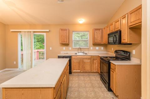 279 Haystack Ave, Pataskala, OH 43062 photo 9