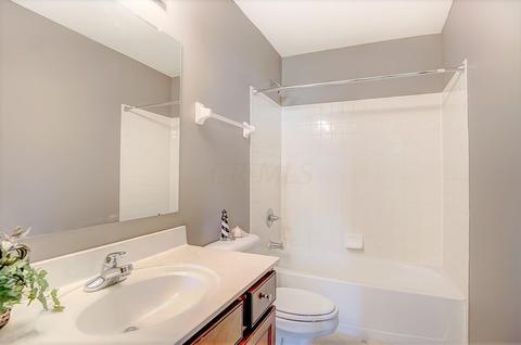1802 Declaration Dr W, Lancaster, OH 43130 photo 29