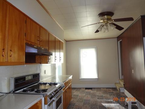 49 E Mill St, Pataskala, OH 43062 photo 7