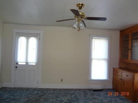 49 E Mill St, Pataskala, OH 43062 photo 5