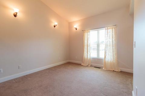 320 E High St, Amanda, OH 43102 photo 7