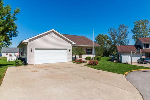 320 E High St, Amanda, OH 43102 photo 3