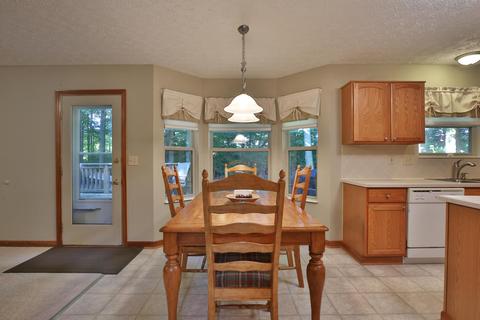 141 Beech Ct, Delaware, OH 43015 photo 8