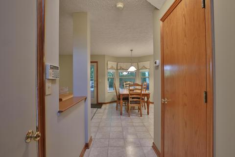 141 Beech Ct, Delaware, OH 43015 photo 7