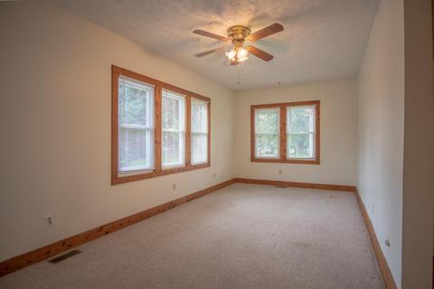 322 State St, Edison, OH 43320 photo 4