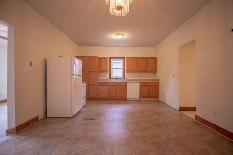 322 State St, Edison, OH 43320 photo 3