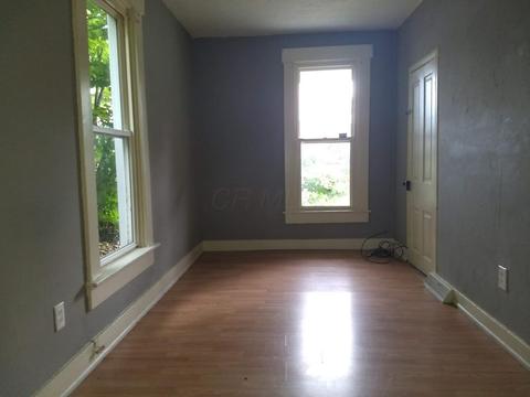 2502 Lexington Ave, Springfield, OH 45505 photo 3