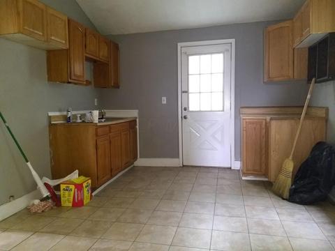 2502 Lexington Ave, Springfield, OH 45505 photo 4