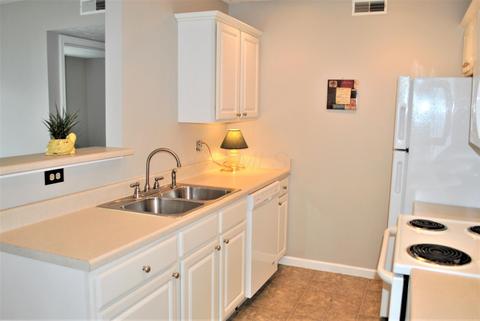5508 Cypress Chase, Columbus, OH 43228 photo 4
