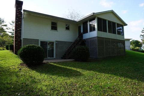 140 Brookhill Ln, Circleville, OH 43113 photo 2
