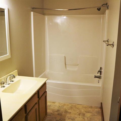 419 E Cliff St, Baltimore, OH 43105 photo 14