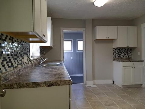 2736 E High St, Springfield, OH 45505 photo 5
