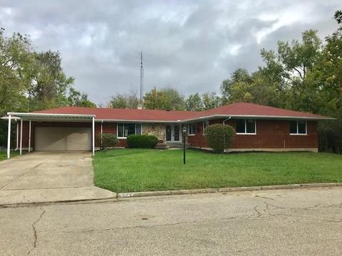530 Warren Dr, Springfield, OH 45503 photo 1