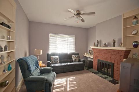 302 E Moler St, Columbus, OH 43207 photo 2