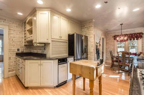 2060 W Devon Rd, Columbus, OH 43212 photo 18