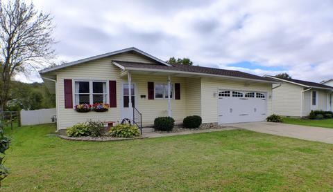 265 Barton St, Logan, OH 43138 photo 1