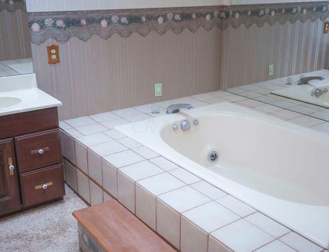 795 Crescent Dr, Heath, OH 43056 photo 14