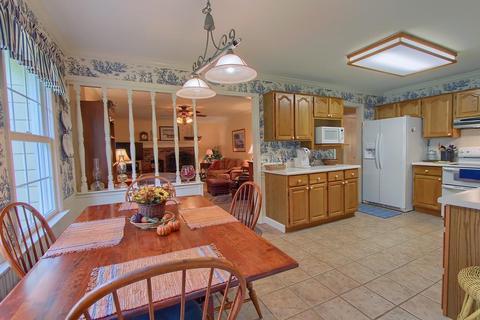 608 Edgewood Dr, Circleville, OH 43113 photo 25
