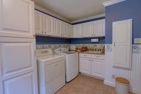 608 Edgewood Dr, Circleville, OH 43113 photo 30