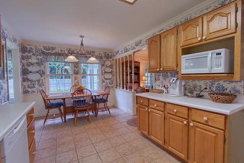 608 Edgewood Dr, Circleville, OH 43113 photo 24
