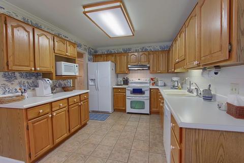 608 Edgewood Dr, Circleville, OH 43113 photo 28