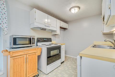 3029 Osgood Rd E, Columbus, OH 43232 photo 9