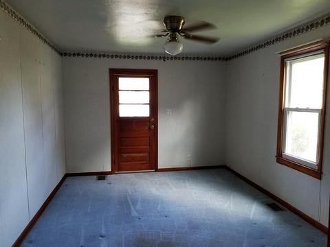 1199 3rd St, Logan, OH 43138 photo 5