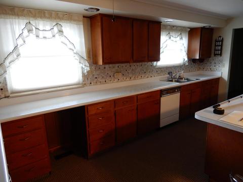 2010 Chippewa Dr, Circleville, OH 43113 photo 8