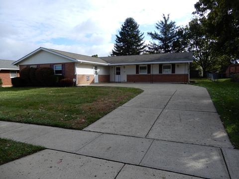 2010 Chippewa Dr, Circleville, OH 43113 photo 2