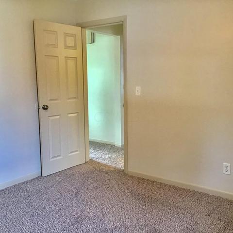 360 Eva Dr, Circleville, OH 43113 photo 10