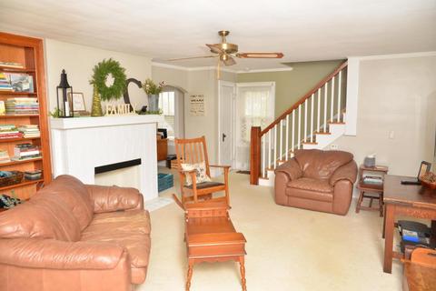 359 Terrace Dr, Springfield, OH 45503 photo 2