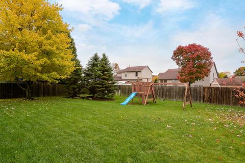 1902 Berwick Ct, Delaware, OH 43015 photo 2