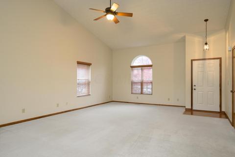 1902 Berwick Ct, Delaware, OH 43015 photo 5