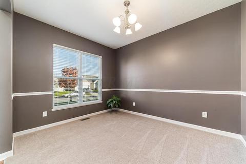 559 Cedar Run Dr, Blacklick, OH 43004 photo 4