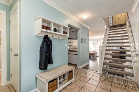 5330 Nectar Ln, Columbus, OH 43235 photo 4