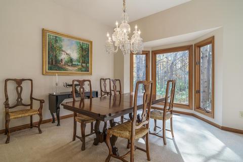 4255 Westleton Ct, Columbus, OH 43221 photo 12
