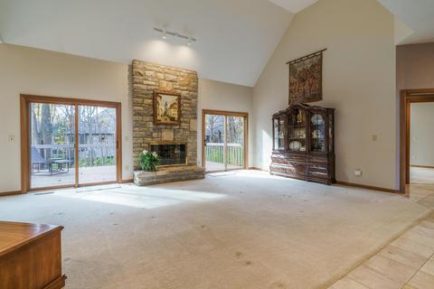 4255 Westleton Ct, Columbus, OH 43221 photo 14
