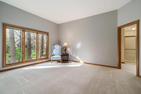 4255 Westleton Ct, Columbus, OH 43221 photo 17