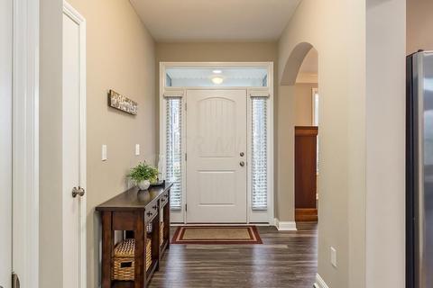 567 Eagle Walk Rd, Delaware, OH 43015 photo 2